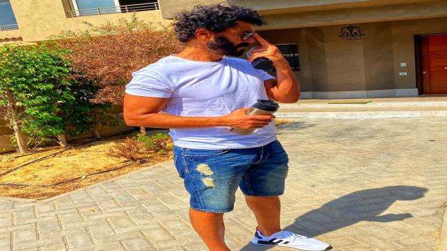 خالد النبوي في موقف مضحك: نسيت مفتاح العربية في البيت ومفتاح البيت في العربية