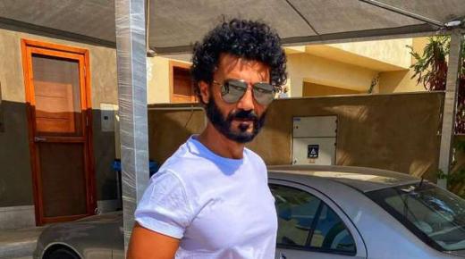 رغم انتقاده من “العالمي”.. خالد النبوي يسلم “تجماوي” جائزة عمر الشريف