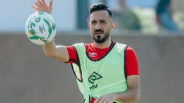 صفحة النادي الأهلى تحتفل بعودة النجم التونسي على معلول للتدريبات الجماعية