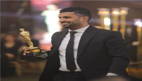 محمد سامي عن زوجته مي عمر “حذائها فوق رأسي”