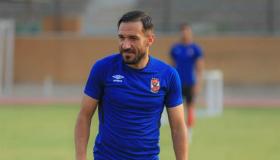 التونسي علي معلول يواصل برنامجه التأهيلي بالأهلي
