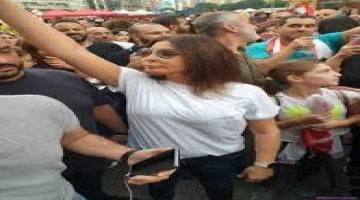 بعد شفاءها.. إليسا تدعم مرضى سرطان الثدي