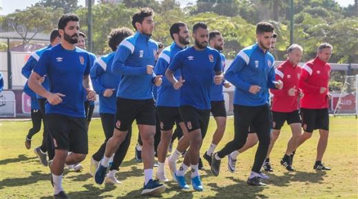 توماس بينكيل يقود مران استشفائياً للاعبي الأهلي