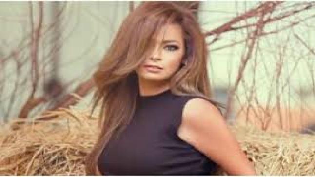 داليا مصطفى تستأنف تصوير أخر أعمالها بعد أجراء عملية سخيفة