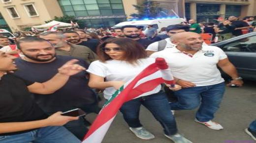 إليسا تهاجم السلطات اللبنانية: اجتهدوا في ظلم الأبرياء